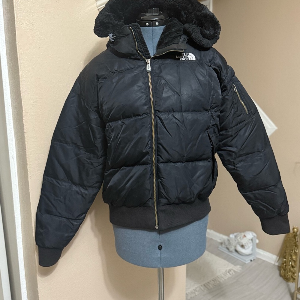 The North Face 550 Dark Jacket with Hood